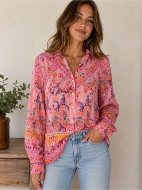 NWOT Sunday Up 100% Cotton Pink Paisley Button Up Shirt Size Medium